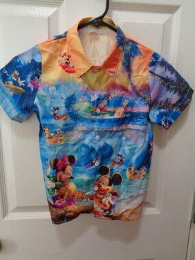 Disney Mickey Minnie Mouse Tropical Surfing Boy's Shirt XS Pluto Goofy Donald